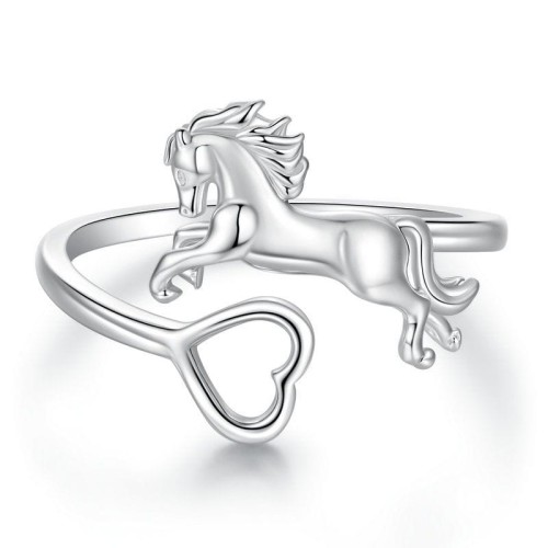 Przejdź do produktu  Srebrny Pierścionek - Koń - Serce