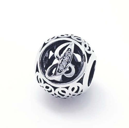 Przejdź do produktu Charms do Bransoletki Modułowej - litera J